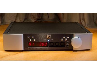 Moon by Simaudio High End Headphone Amplifier - 430HA Headphone Amp (2-Tone)